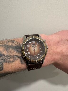 Roots Brown Gradient Dial Men's Watch with Leather Strap 44mm runs works